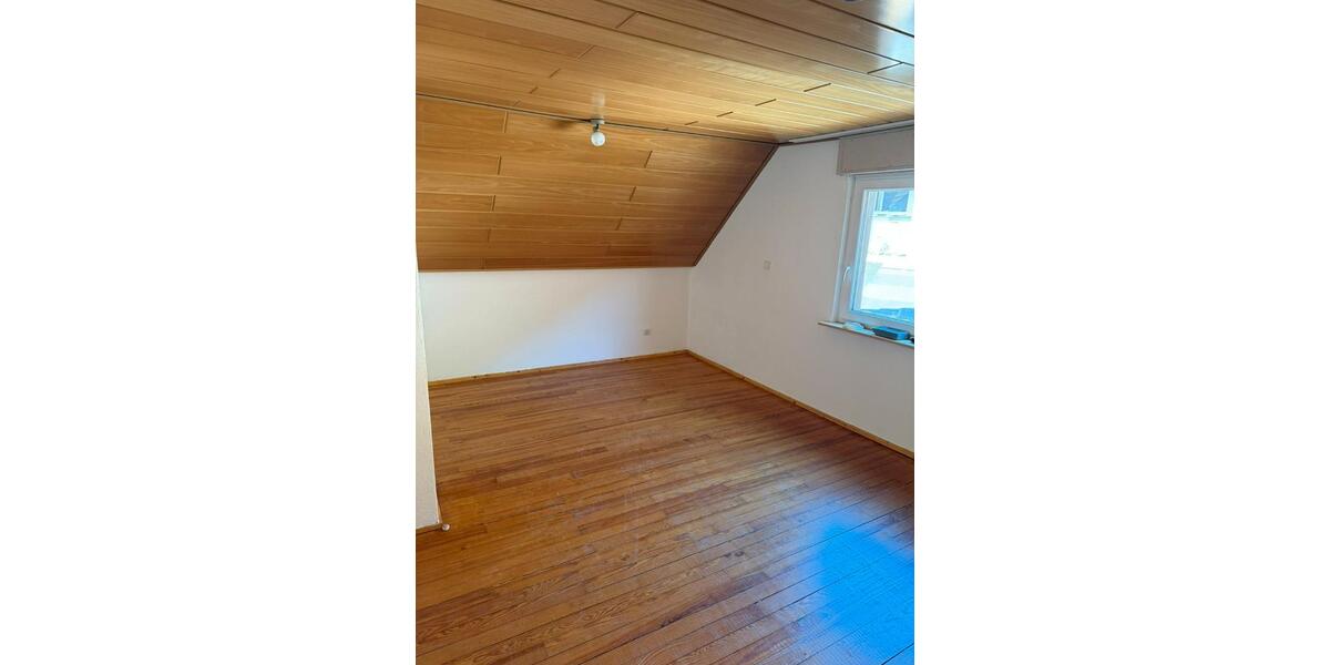 Einfamilienhaus Bechhofen - 4 Zimmer, 100 m&sup2;, 1.150&euro; | Angebot:26132209
