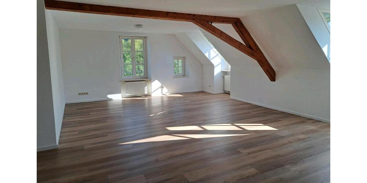 Dachgeschoßwohnung Olsbrücken - 6 Zimmer, 148 m&sup2;, 1.150&euro; | Angebot:24352312