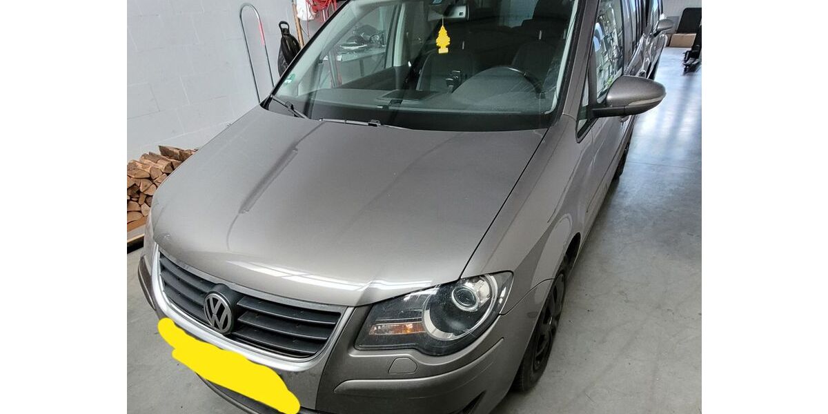VW Touran 206.000 km 2.750 &euro; Neustadt 67435