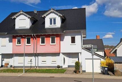 Haus Kaiserslautern-Erfenbach Erfenbach - 7 Zimmer, 181 m&sup2;, 455.000&euro; | Angebot:26569147