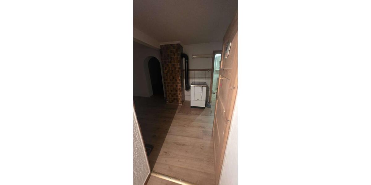 Etagenwohnung Elmstein - 4 Zimmer, 78 m&sup2;, 700&euro; | Angebot:23672990