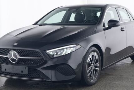 Mercedes-Benz A 180 13.715 km 28.800 &euro; Kaiserslautern 67657