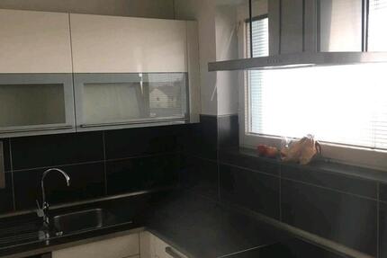 Stadtwohnung mit Balkon und Tiefgaragenstellplatz 2 zimmer