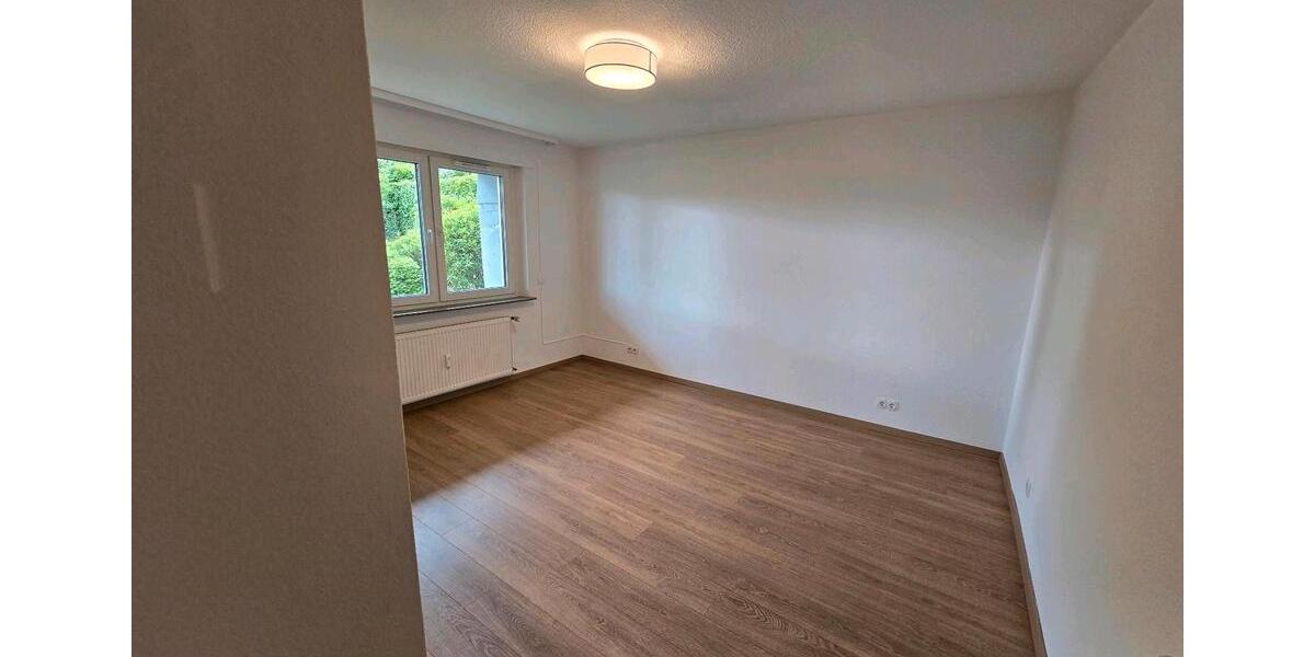 Etagenwohnung Landstuhl - 4 Zimmer, 84 m&sup2;, 800&euro; | Angebot:26669828