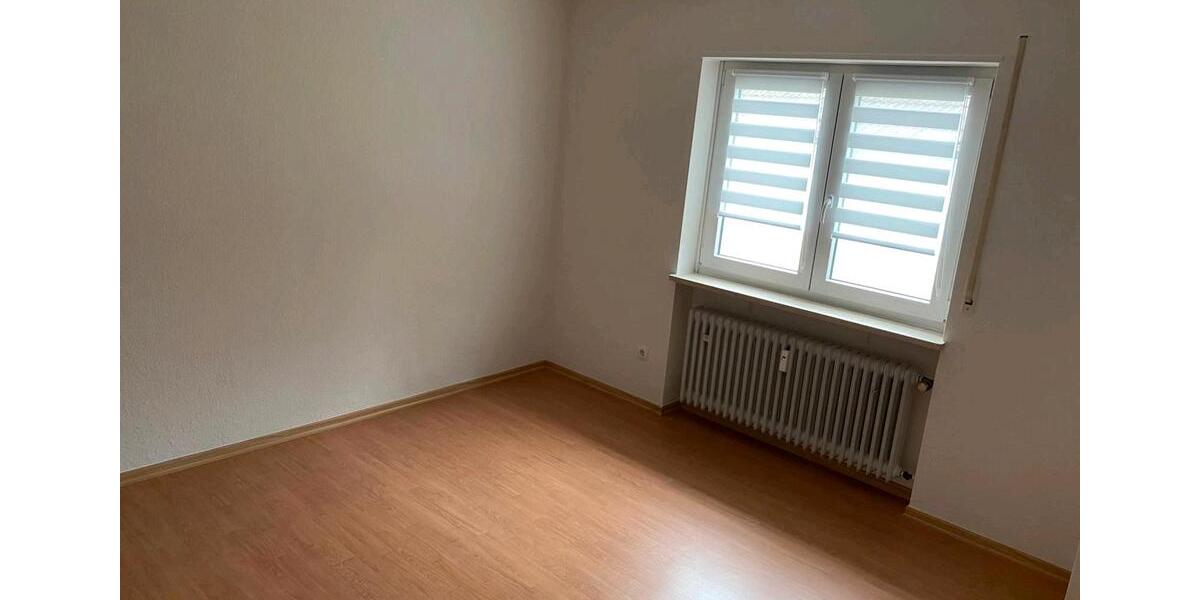 Etagenwohnung Mehlbach - 4 Zimmer, 140 m&sup2;, 900&euro; | Angebot:26341510