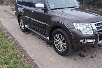 Mitsubishi Pajero 71.500 km 33.500 &euro; Ruppertsecken 67808