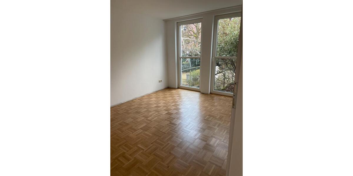 Doppelhaushälfte Kaiserslautern Betzenberg - 6 Zimmer, 179 m&sup2;, 2.250&euro; | Angebot:25023011