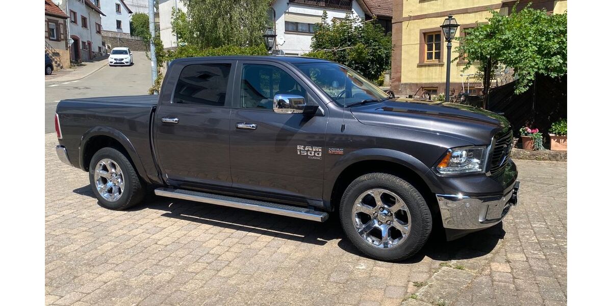 Dodge RAM 230.000 km 29.000 &euro; Börsborn 66904