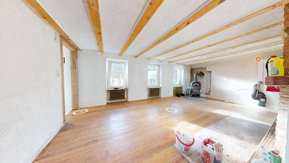 Mehrfamilienhaus, Wohnhaus Waldfischbach - 7 Zimmer, 130 m&sup2;, 119.000&euro; | Angebot:25998505