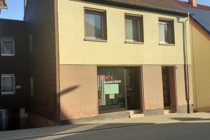 NEUE CHANCE! Wohn-Geschäftshaus o. 1-2 FH, 194 m² WFL, Garten 8 zimmer