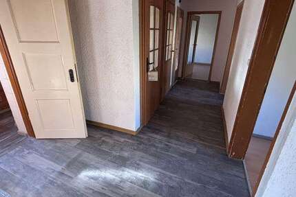 Wohnung Pirmasejs - 4 Zimmer, 85 m&sup2;, 425&euro; | Angebot:27700500