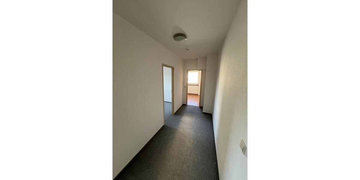 Etagenwohnung Landstuhl - 5 Zimmer, 124 m&sup2;, 1.000&euro; | Angebot:26279821