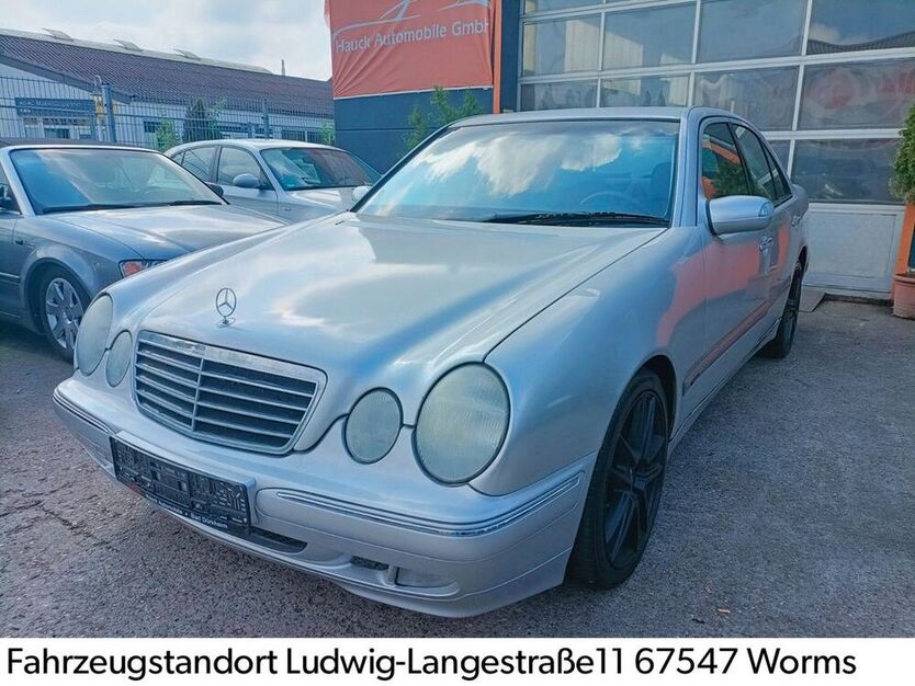 E 280