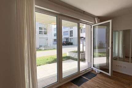 Wohnung Kaiserslautern Bahnheim - 2 Zimmer, 67 m&sup2;, 800&euro; | Angebot:27708536