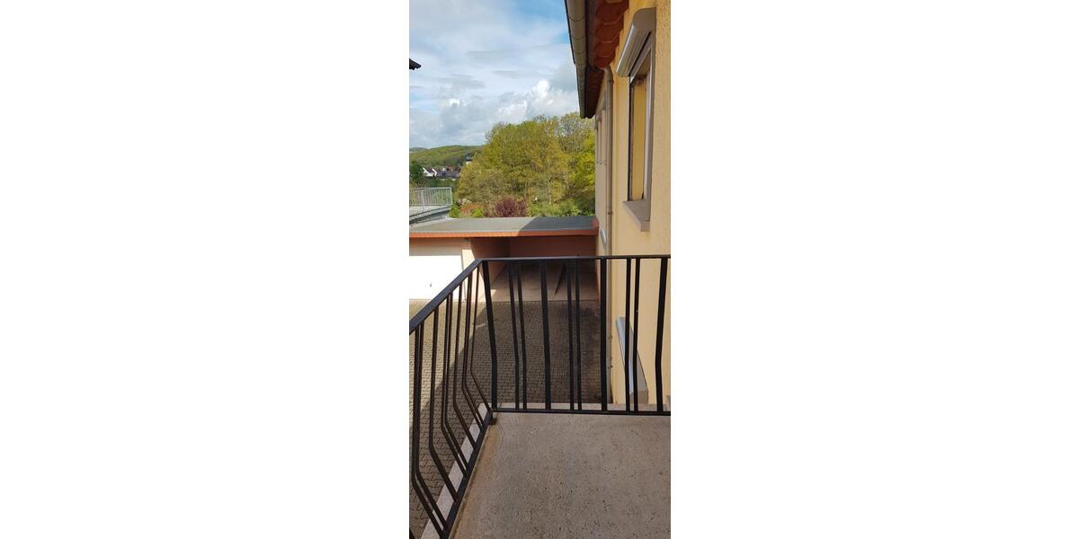 Etagenwohnung Steinwenden - 5 Zimmer, 132 m&sup2;, 900&euro; | Angebot:26249179