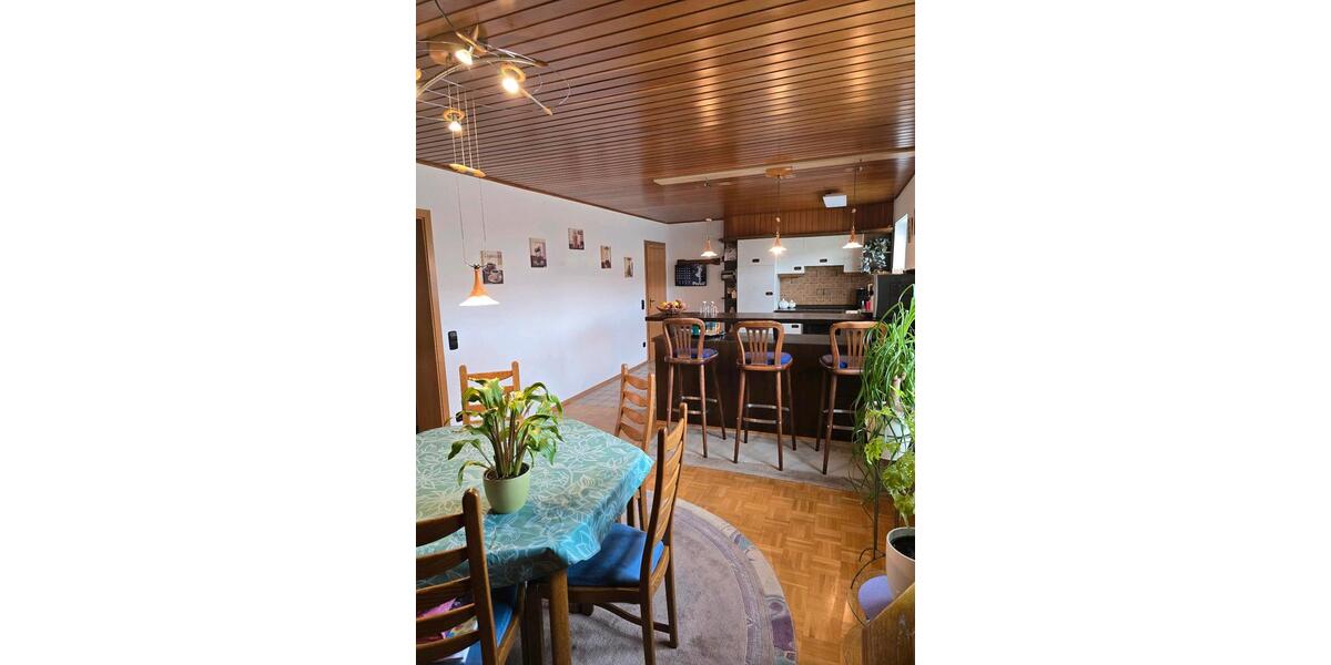 Einfamilienhaus Göllheim - 7 Zimmer, 260 m&sup2;, 685.000&euro; | Angebot:22569135