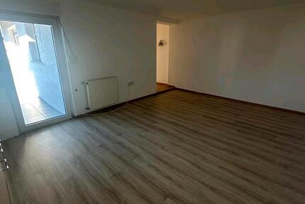 Wohnung Landstuhl - 1 Zimmer, 80 m&sup2;, 1.000&euro; | Angebot:25398593