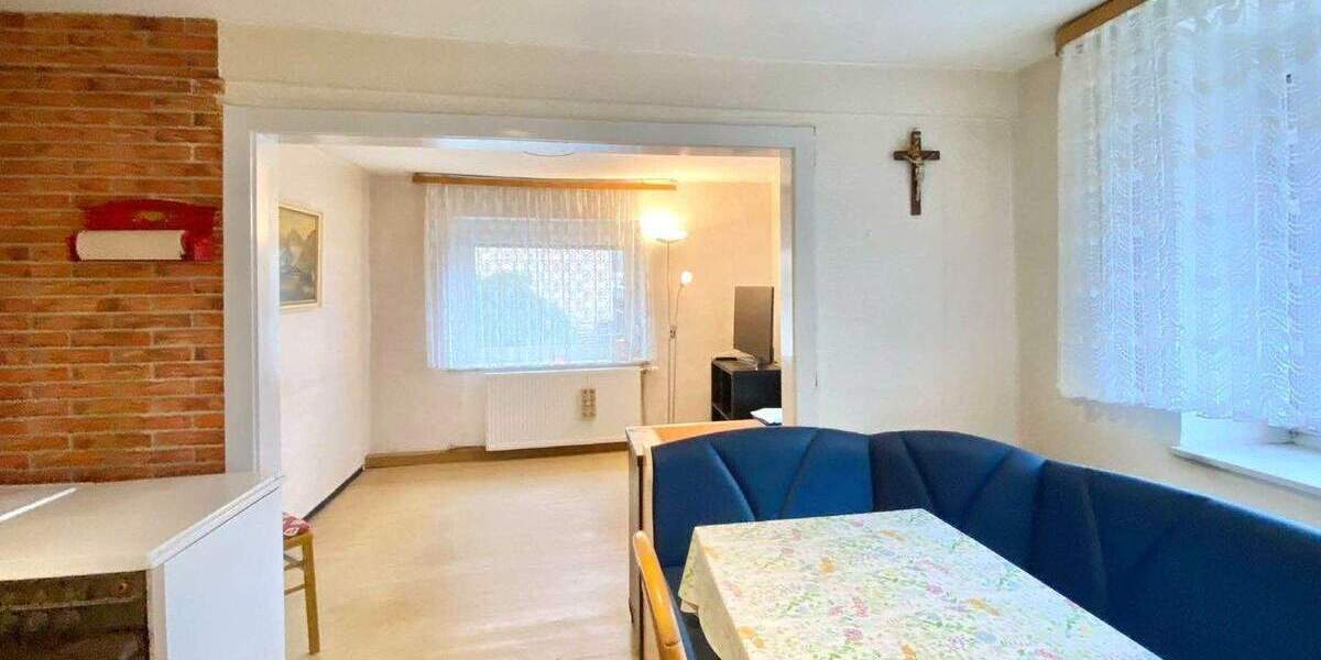 Einfamilienhaus Queidersbach - 6 Zimmer, 143 m&sup2;, 240.000&euro; | Angebot:25799264