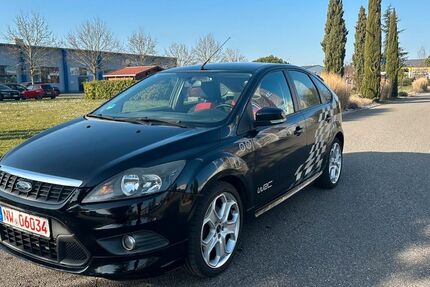 Ford Focus 170.500 km 2.950 &euro; Neustadt/Weinstr 67433