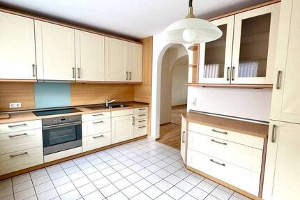 Wohnung Kaiserslautern Innenstadt - 3 Zimmer, 75 m&sup2;, 690&euro; | Angebot:26875423