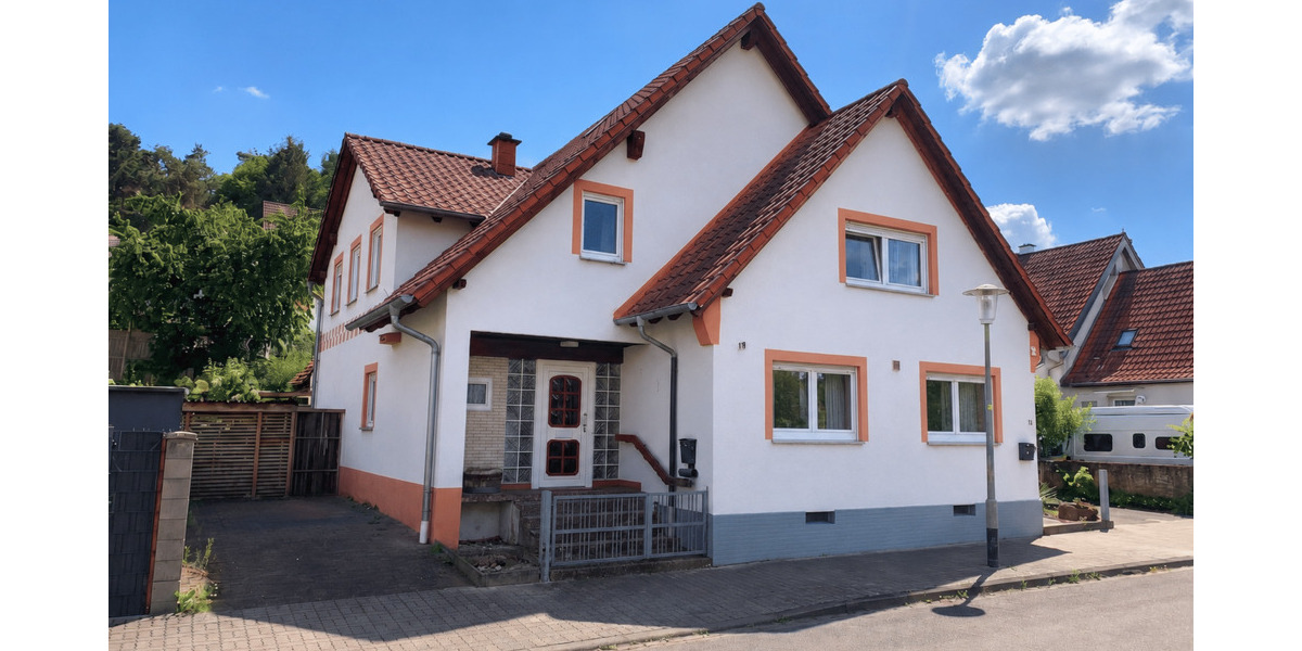 Etagenwohnung Kaiserslautern Innenstadt - 2 Zimmer, 114 m&sup2;, 215.000&euro; | Angebot:26806766