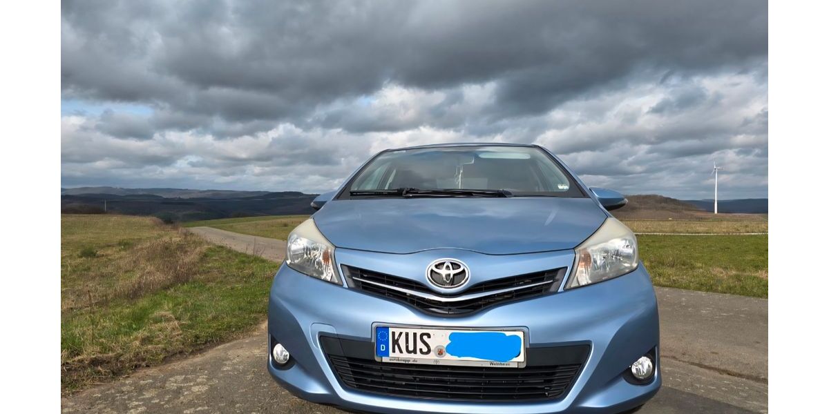 Toyota Yaris 99.000 km 7.400 &euro; Bedesbach 66885