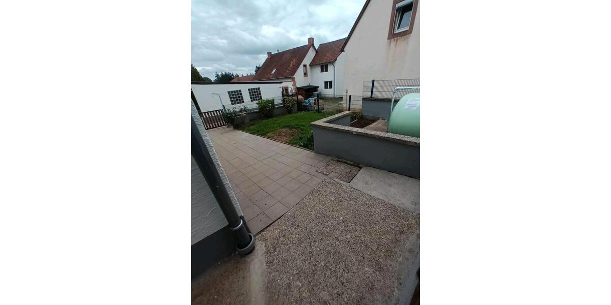 Einfamilienhaus Steinwenden - 7 Zimmer, 160 m&sup2;, 210.000&euro; | Angebot:26640063