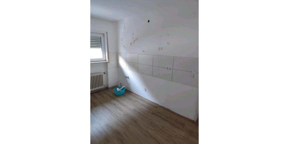 Etagenwohnung Hinterweidenthal - 1 Zimmer, 120 m&sup2;, 1.100&euro; | Angebot:27597087