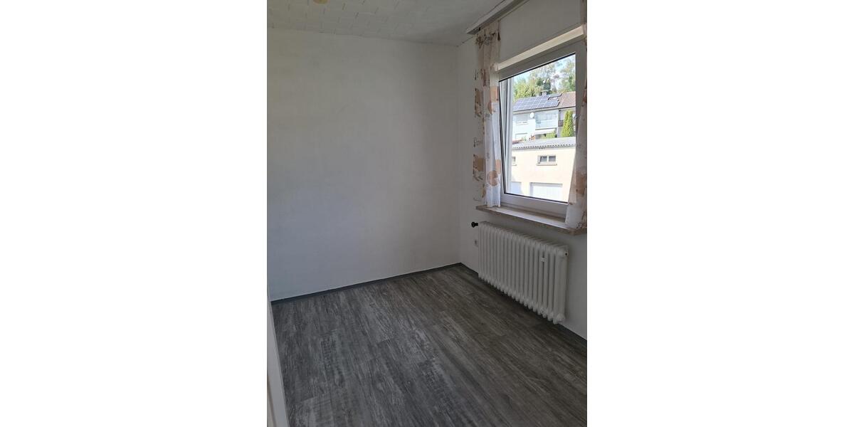 Einfamilienhaus Kaiserslautern Bahnheim - 5 Zimmer, 120 m&sup2;, 1.650&euro; | Angebot:27693373