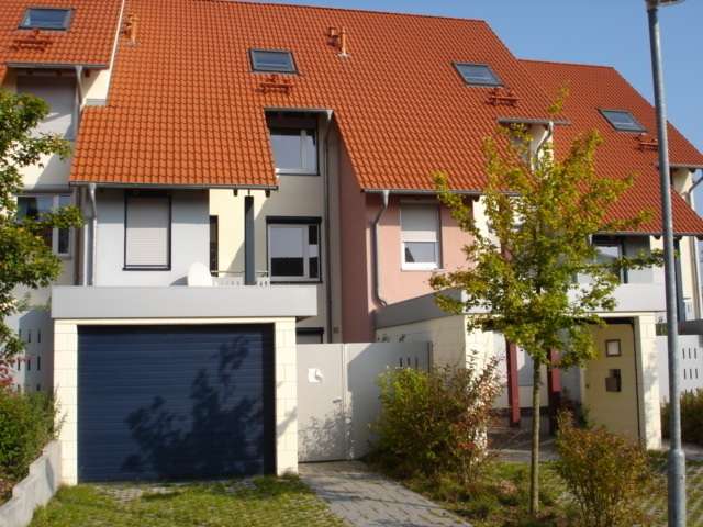 Haus zum Mieten in KL-Siegelbach 1.800 € 212 m²