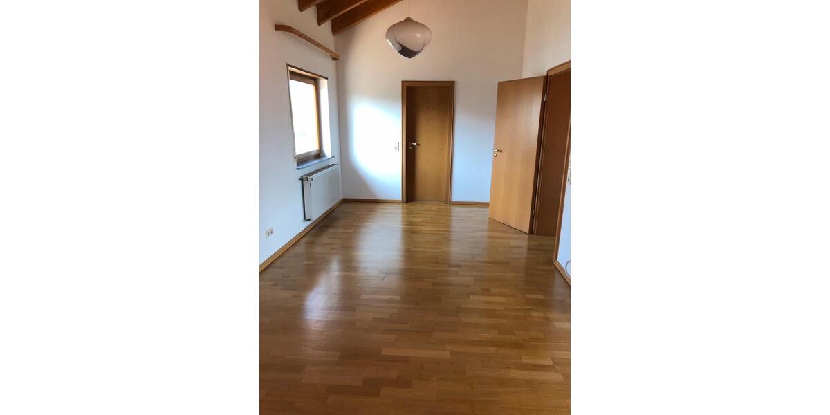 Einfamilienhaus Mehlingen - 5.5 Zimmer, 185 m&sup2;, 1.300&euro; | Angebot:27692043