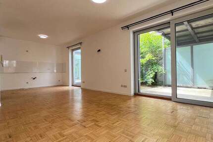 Wohnung Kaiserslautern Betzenberg - 2 Zimmer, 62 m&sup2;, 750&euro; | Angebot:26685261