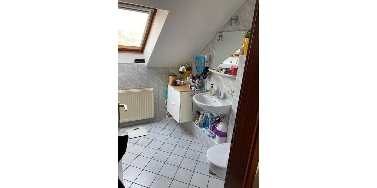 Etagenwohnung Eisenberg (Pfalz) - 2 Zimmer, 64 m&sup2;, 650&euro; | Angebot:26476594