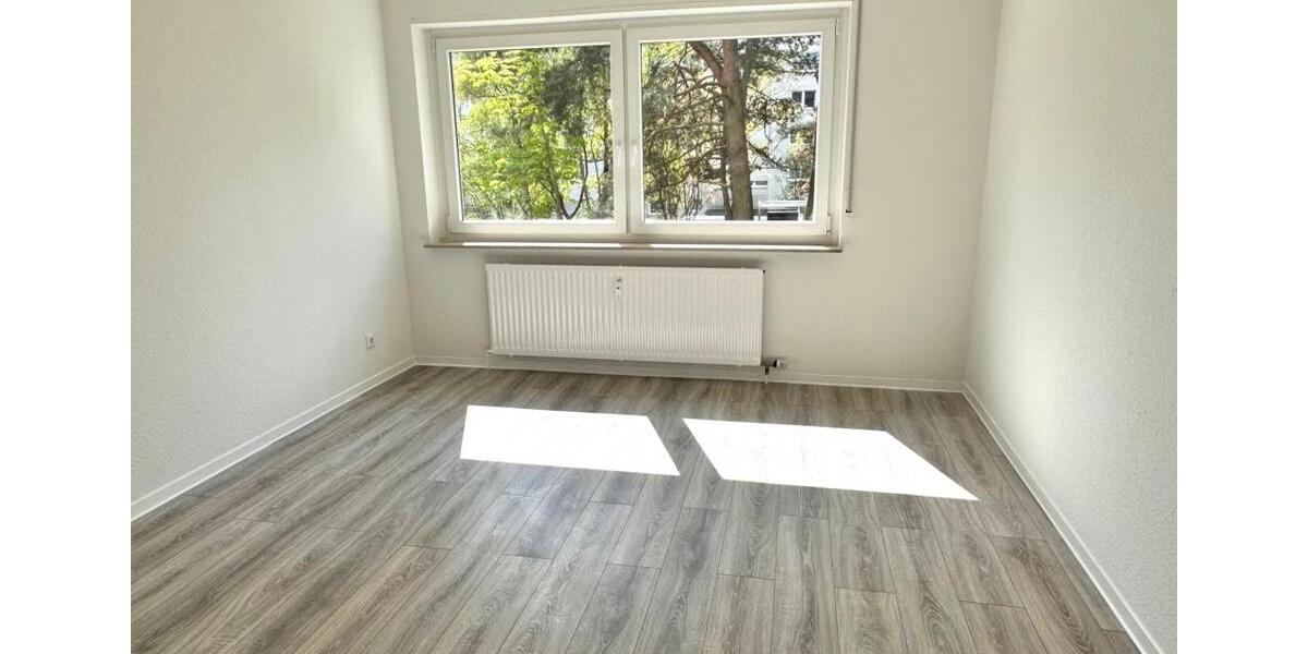 Erdgeschoßwohnung Kaiserslautern Engelshof - 3 Zimmer, 77 m&sup2;, 555&euro; | Angebot:26272887