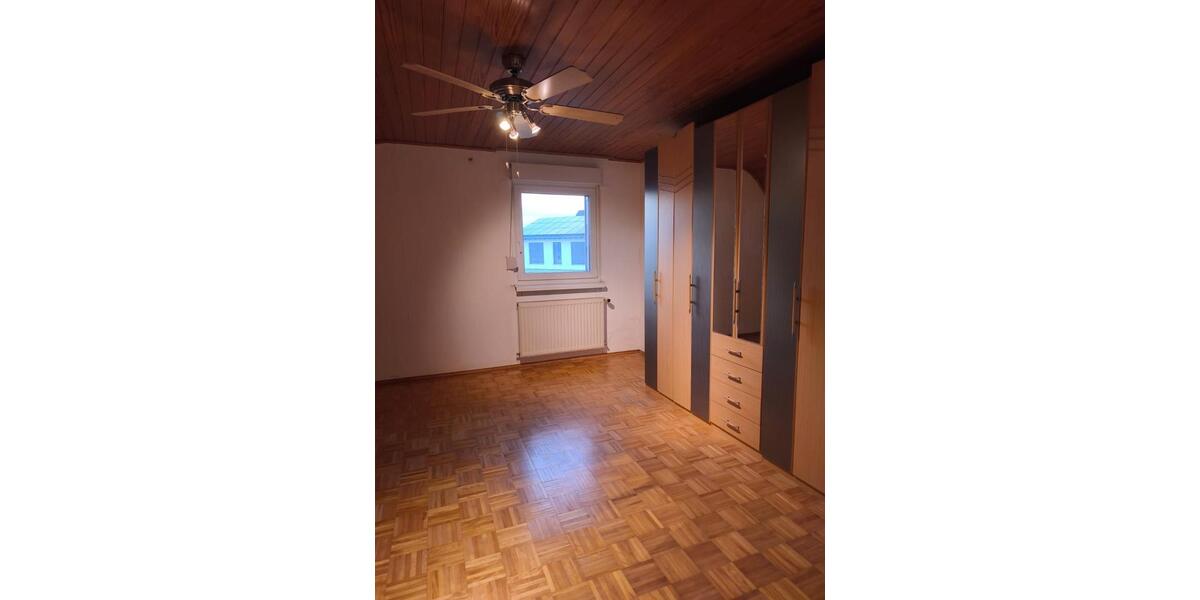 Mehrfamilienhaus, Wohnhaus Höheinöd - 6 Zimmer, 193 m&sup2;, 199.000&euro; | Angebot:26884033