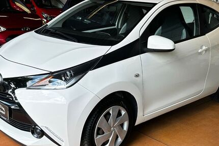 Toyota Aygo (X) 89.814 km 6.790 &euro; Bad Dürkheim 67098