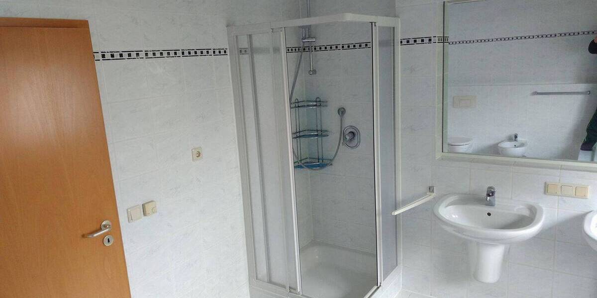 Etagenwohnung Ramstein-Miesenbach Miesenbach - 3 Zimmer, 118 m&sup2;, 270.000&euro; | Angebot:26595215