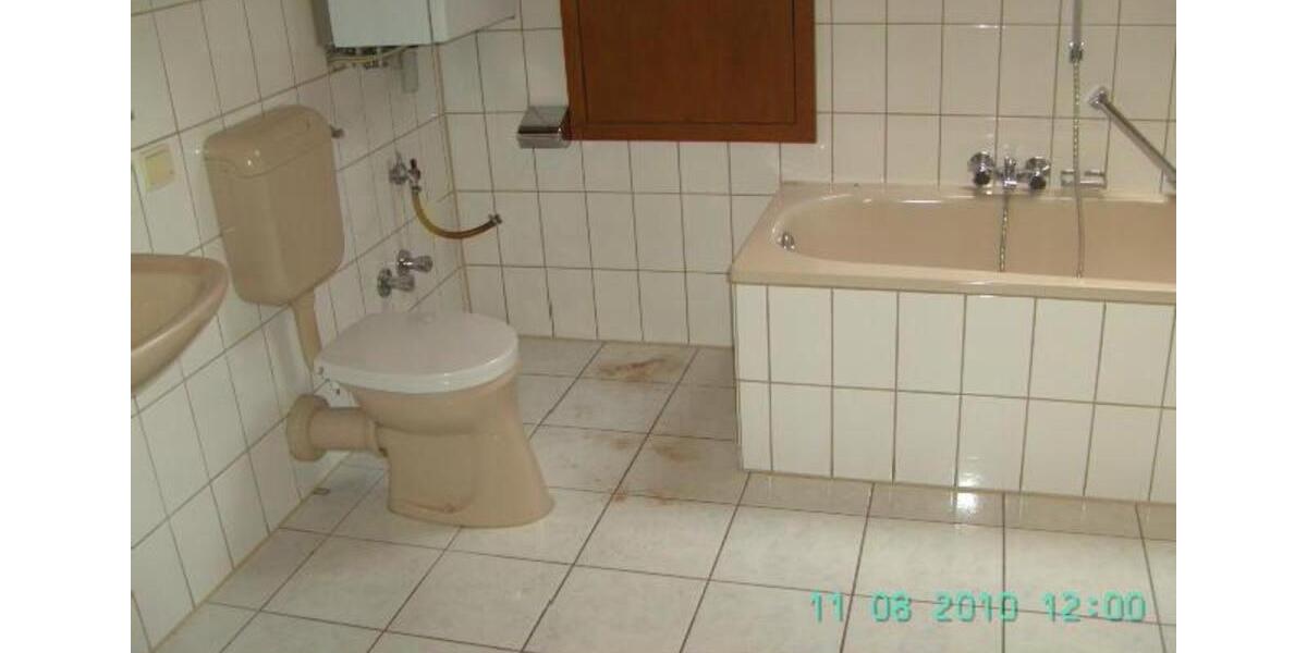 Dachgeschoßwohnung Wolfstein - 3 Zimmer, 92 m&sup2;, 700&euro; | Angebot:25842208