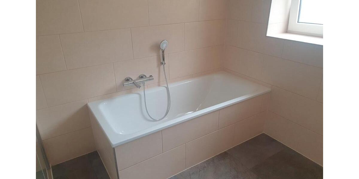Erdgeschoßwohnung Queidersbach - 2.5 Zimmer, 92 m&sup2;, 800&euro; | Angebot:27567345
