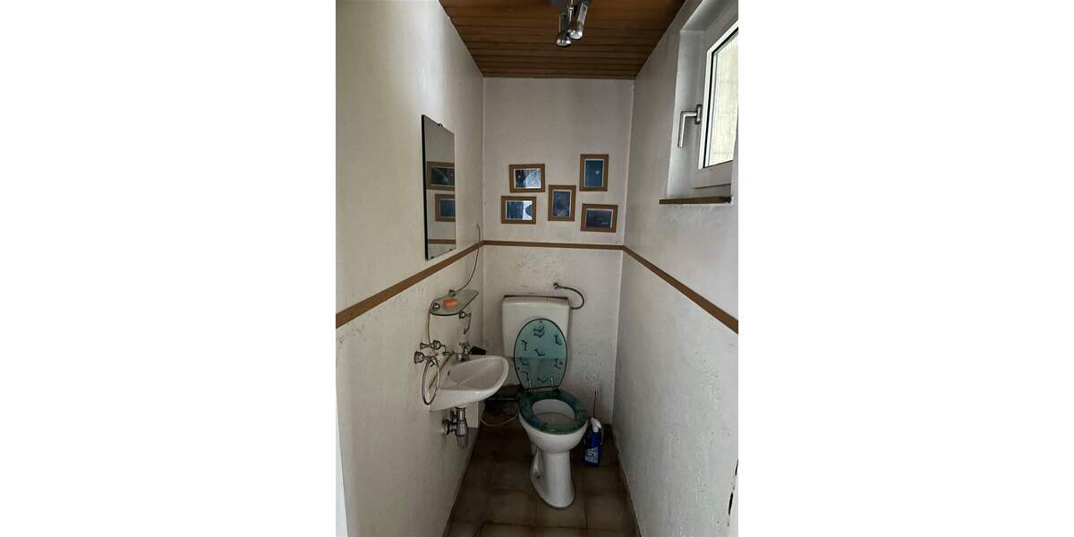 Mehrfamilienhaus, Wohnhaus Kaiserslautern Innenstadt - 5 Zimmer, 120 m&sup2;, 125.000&euro; | Angebot:25666143