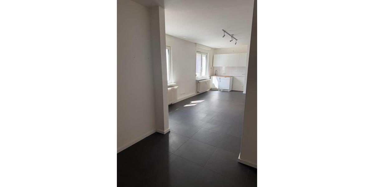 Erdgeschoßwohnung Kaiserslautern Betzenberg - 1.5 Zimmer, 45 m&sup2;, 400&euro; | Angebot:26234495