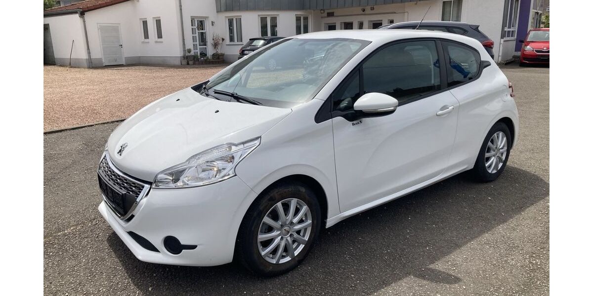 Peugeot 208 70.000 km 5.350 &euro; Bruchmühlbach 66892