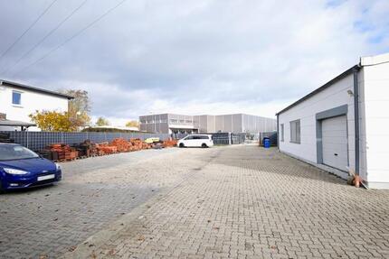 Gewerbeeinheit zur vielseitigen Nutzung ca 1.000m² | Handwerk | Autohandel | Büros | Lager uvm. zimmer