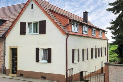 Haus Kaiserslautern Dansenberg - 6 Zimmer, 158 m&sup2;, 249.000&euro; | Angebot:26629247
