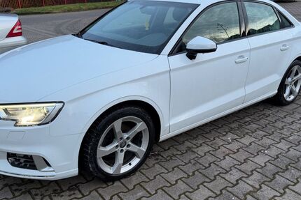 Audi A3 76.000 km 18.000 &euro; Wartenberg-Rohrbach 67681
