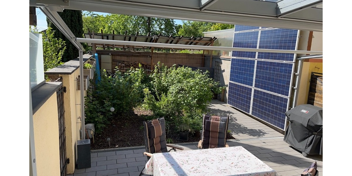 Modernes Effizienzhaus mit smarten Extras in Eisenberg 6 zimmer