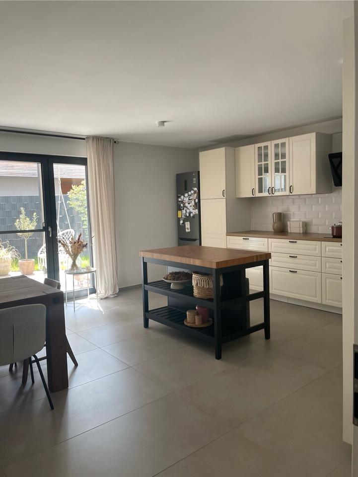 Provisionsfreie 3 Zimmer Wohnung in Top-Lage!