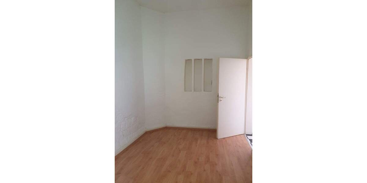 Etagenwohnung Pirmasens Innenstadt - 3 Zimmer, 48 m&sup2;, 39.000&euro; | Angebot:24857764