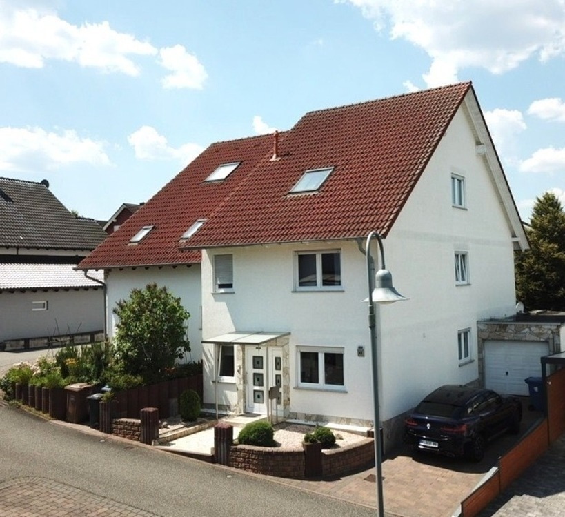 Top gepflegte Doppelhaushälfte in Mehlingen – Perfektes Eigenheim oder rentable Kapitalanlage 6 zimmer