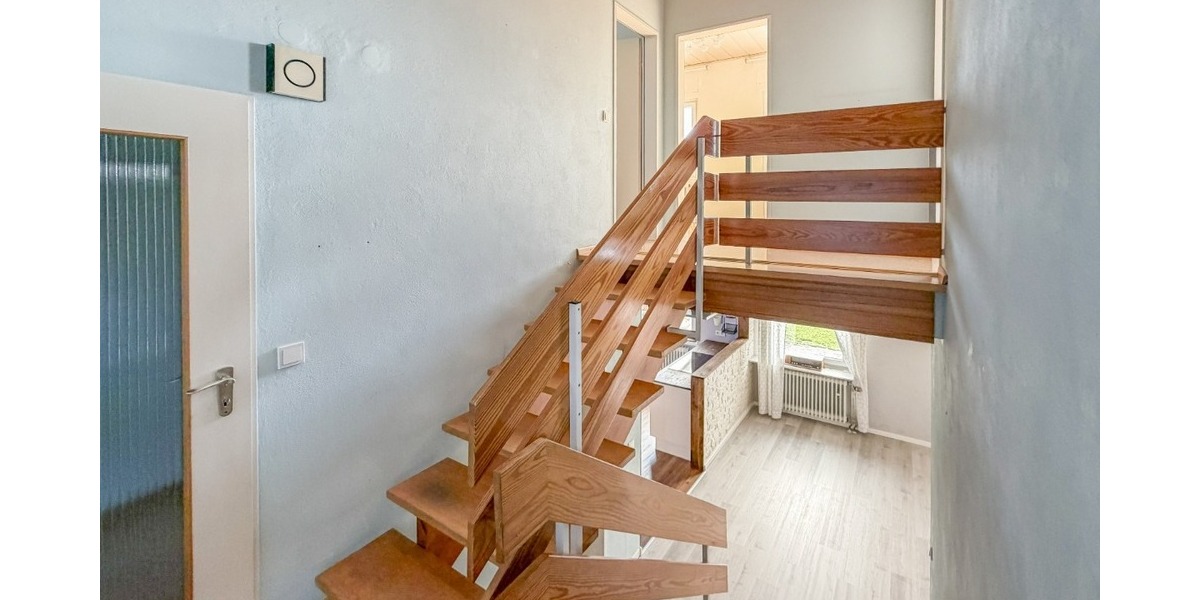 Doppelhaushälfte mit Flair - Ruhig. Modern. Familienfreundlich - Doppelhaushälfte Eisenberg/ Steinborn Steinborn | Angebot:26069126